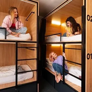 https://happy-living-dormitory.kerala-hotels.net