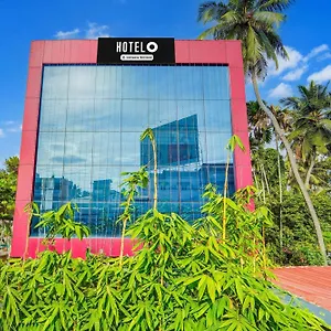 https://oyo-flagship-remya-residency.kerala-hotels.net