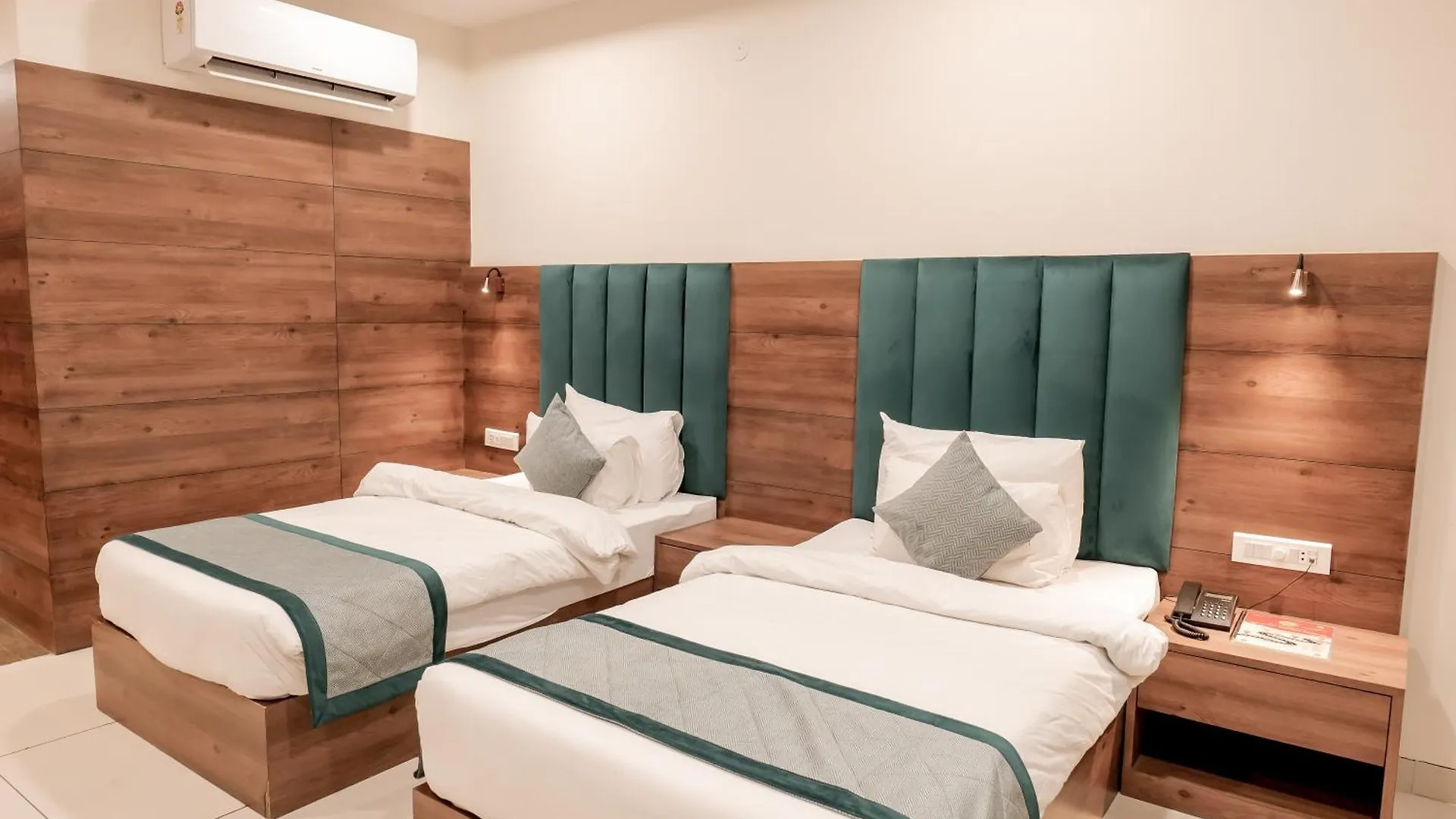 Hotel Highway King Bilaspur Gurgaon